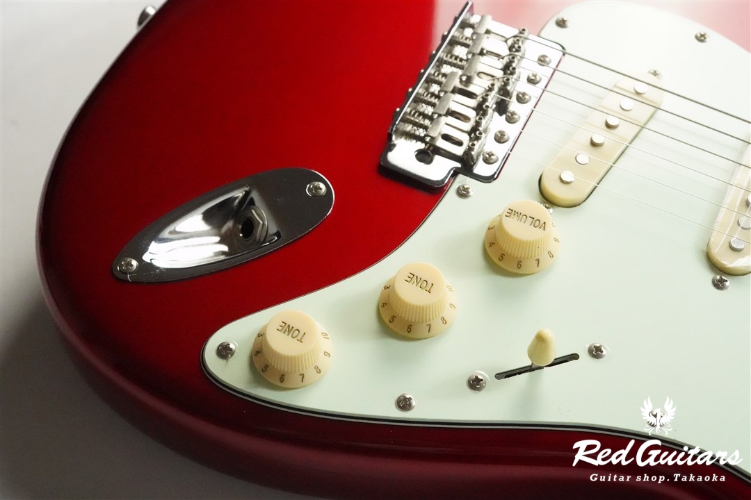 Bacchus BST-650B - Candy Apple Red | Red Guitars Online Store